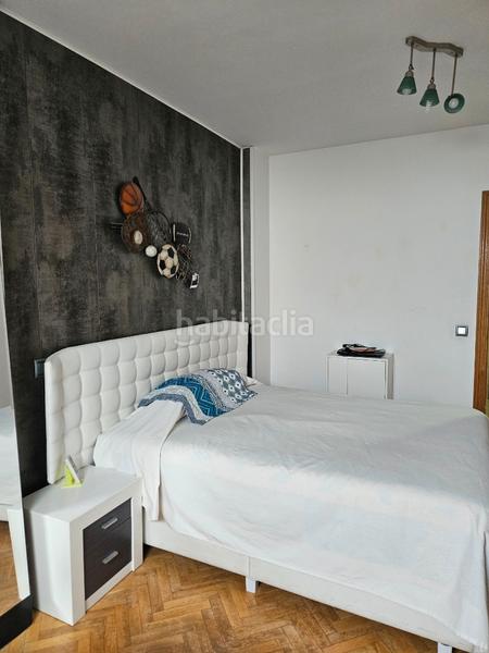 Foto 4a1ad2e5-e724-4e70-961b-eebd054f1e56. Chalet mit kamin heizung in El Arroyo-La Fuente Fuenlabrada