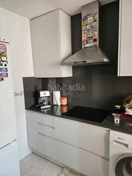 Foto dd056b51-d0a7-4be6-b376-bbb4d0113c43. Chalet avec cheminée chauffage dans El Arroyo-La Fuente Fuenlabrada