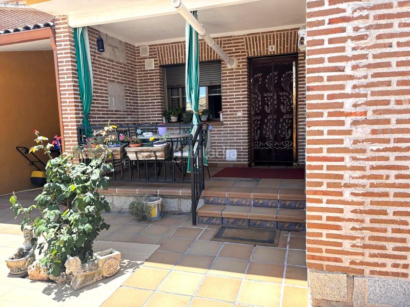 Foto 755c48d1-ffc9-49fb-93e7-550b761271ec. Chalet con riscaldamento in Humanes de Madrid