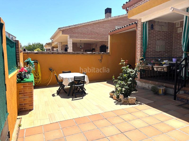Foto ee6205cc-8853-40bc-9b19-447e9dc05fe3. Chalet con riscaldamento in Humanes de Madrid