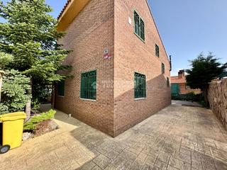 Maison à Pioz. Casa en venta en pioz
