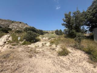Residential Plot in Hontoba. Terrenos en venta en hontoba