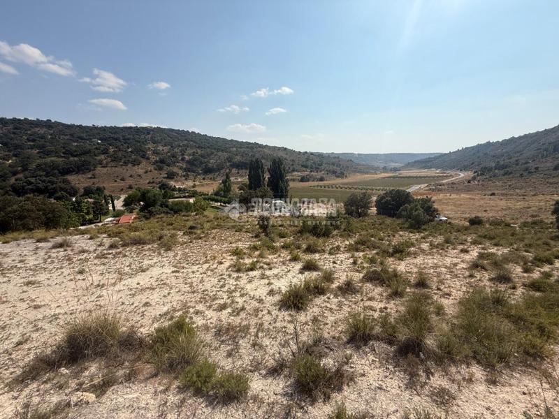 Foto be136fa6-2582-4e69-b133-4426a7c98f2a. Terreno residenziale in Hontoba