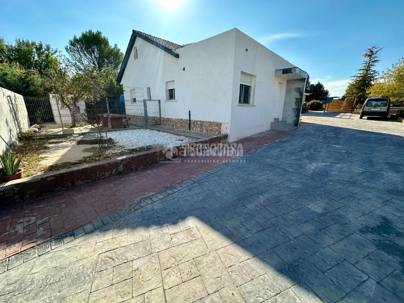 Foto d38ba66f-31d4-45e5-983d-36ef61aa5abd. Casa in Pioz