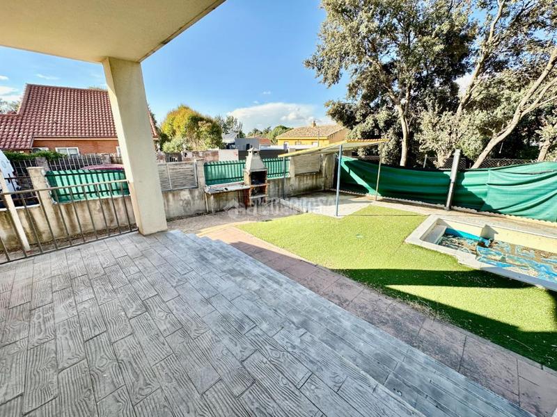 Foto 7b491b52-7ec3-4ada-97d6-c4a0e19f8028. House with heating parking in Pioz