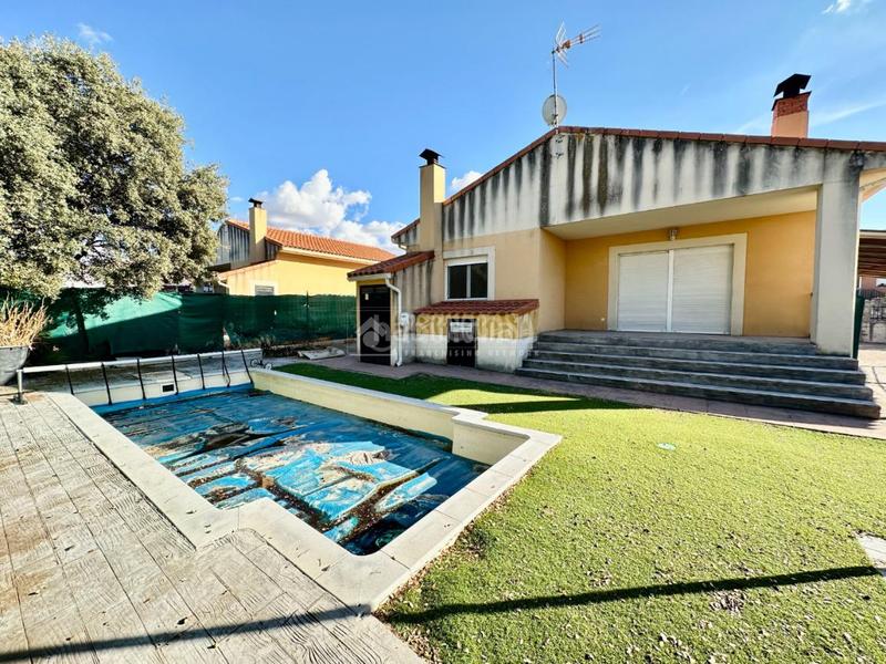 Foto ca1ffb7b-2930-4e42-9232-07f77324aa6b. House with heating parking in Pioz