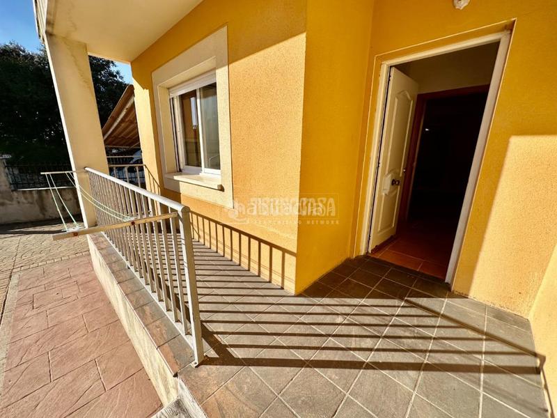 Foto cc188111-9365-4fcd-96c5-fe46f6a62e23. House with heating parking in Pioz