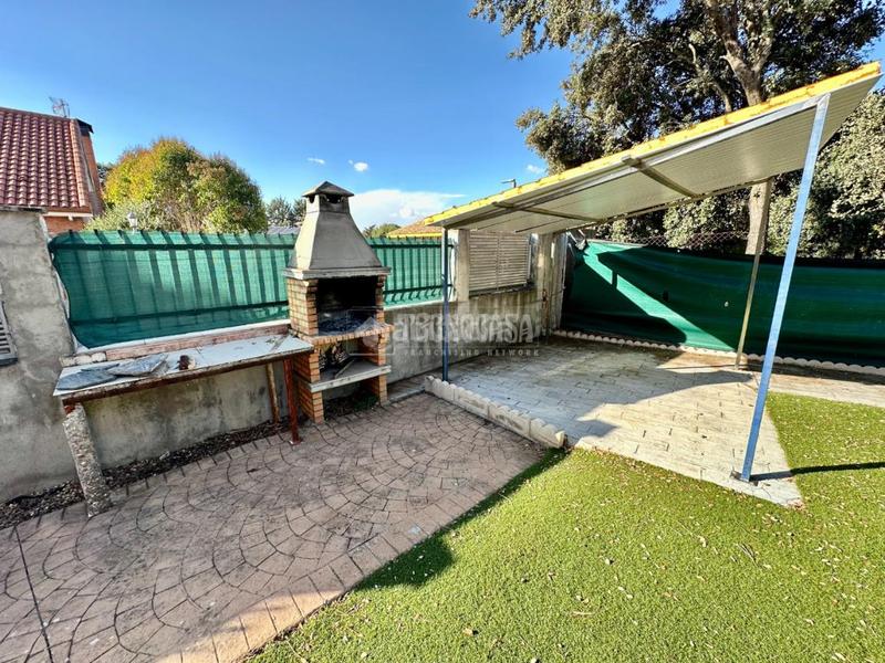 Foto e7d86182-10cf-4bac-8505-a8ebc05307d4. House with heating parking in Pioz