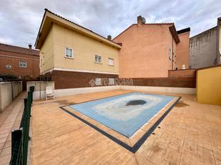 Pis a Pozo de Guadalajara. Piso en venta en pozo de guadalajara