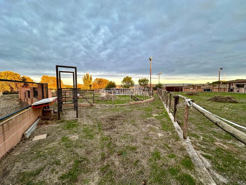 Foto 793e7cba-9196-4b0d-a54b-0c8f61637865. Terreno residenziale in Yebra