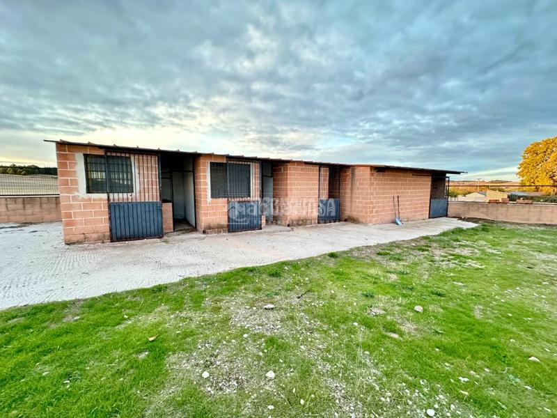 Foto a7ead994-6a09-41e5-bda9-f46a00cf7ef7. Terreno residenziale in Yebra