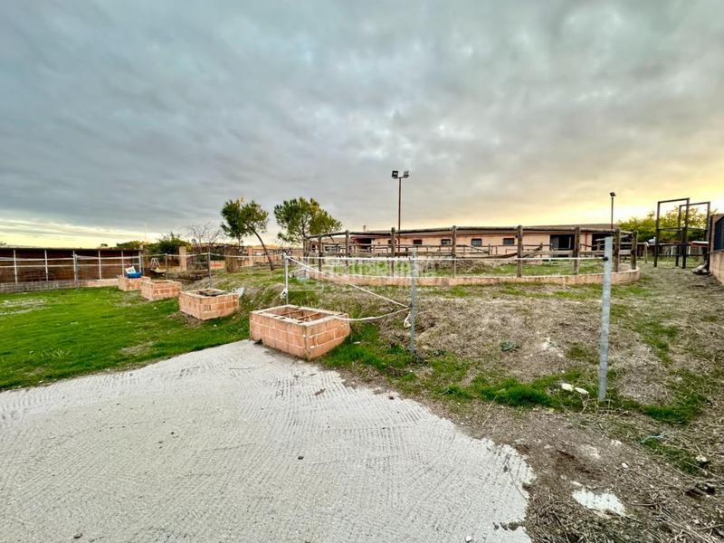 Foto fb150098-a529-4547-b65a-6bb8f3003ecb. Terreno residenziale in Yebra