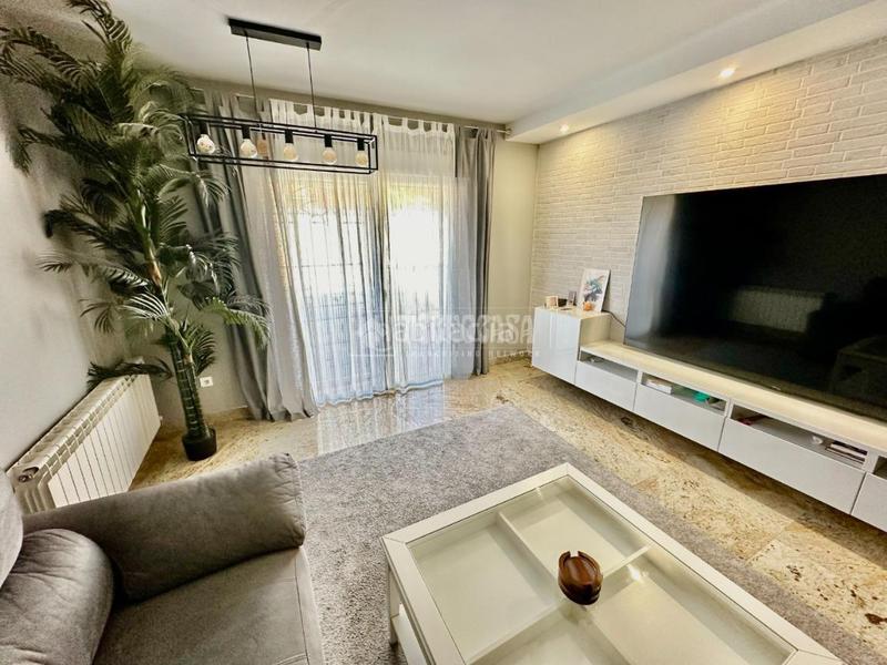 Foto 1e274b29-0613-480a-ba22-8bcf1d3af2e4. Casa aparellada amb calefacció aparcament a Pozo de Guadalajara