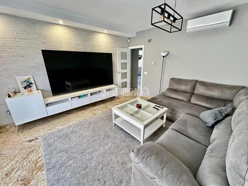 Foto 34fc1911-20a1-413c-bd33-a491b30a4508. Casa aparellada amb calefacció aparcament a Pozo de Guadalajara