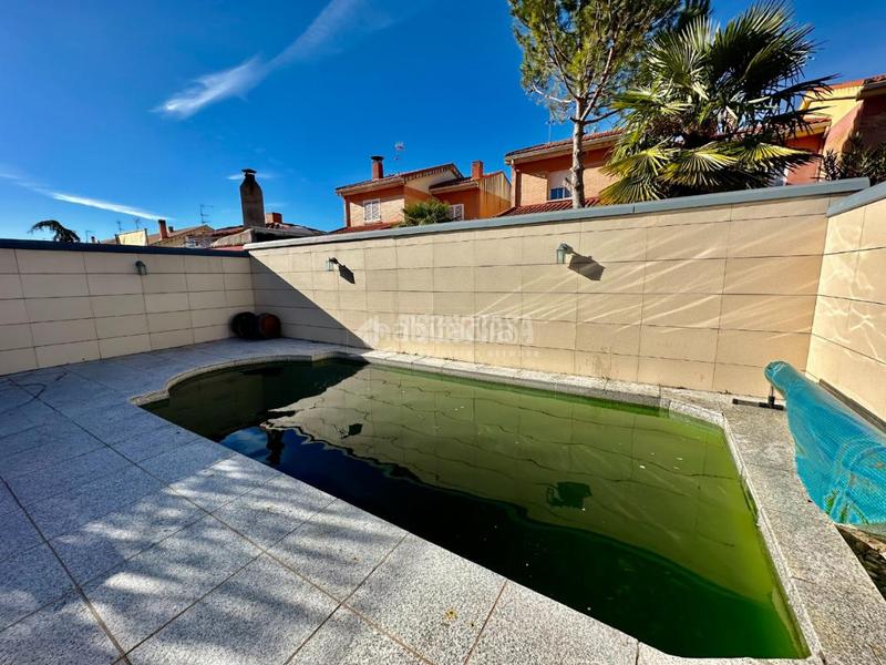 Foto 4bcd8c98-70df-48d2-a943-79dd9e398892. Casa aparellada amb calefacció aparcament a Pozo de Guadalajara