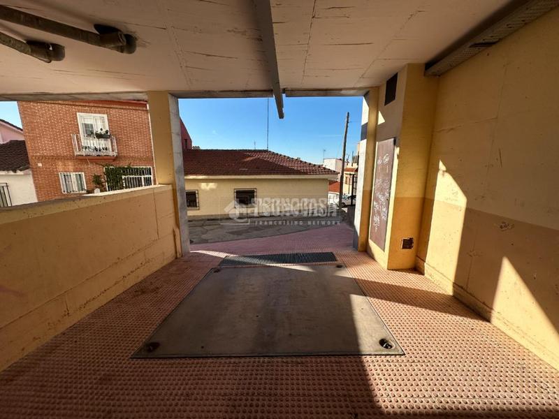 Foto ba25db23-9430-43f0-931e-53dcc0d0b44f. Posto auto in Santos de la Humosa (Los)