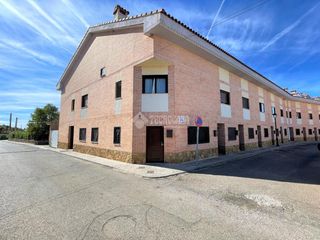 Duplex à Pozo de Guadalajara. Piso en venta en pozo de guadalajara