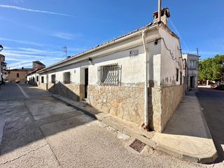 Casa aparellada a Pozo de Guadalajara