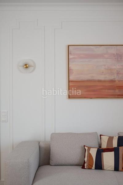 Foto b6cfe801-3dc2-460f-b6ab-f4a2384ccd9a. Àtic amb calefacció a Trafalgar Madrid