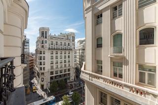 Lloguer Pis  Gonzalo jiménez de quesada. Piso de artista con vistas sobre gran vía