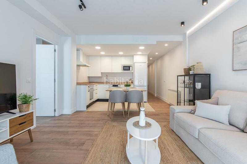 Foto 63a7d739-49b8-425b-9558-808ca4dae3a4. Alquiler piso  con terraza y bonitas vistas en Madrid