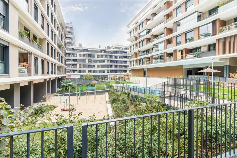 Foto 09056afc-2be8-49e3-988e-1d43cd36d952. Affitto appartamento con riscaldamento parcheggio piscina in Madrid