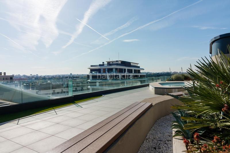 Foto 2db30e31-120a-4493-8a33-5bc89ae546e8. Lloguer pis amb calefacció aparcament piscina a Imperial Madrid