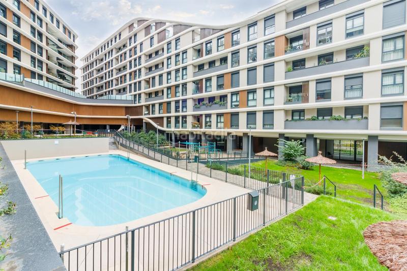 Foto eed1ee81-3414-4b38-bb1a-7dde3798f9db. Miete etagenwohnung mit heizung parking pool in Imperial Madrid