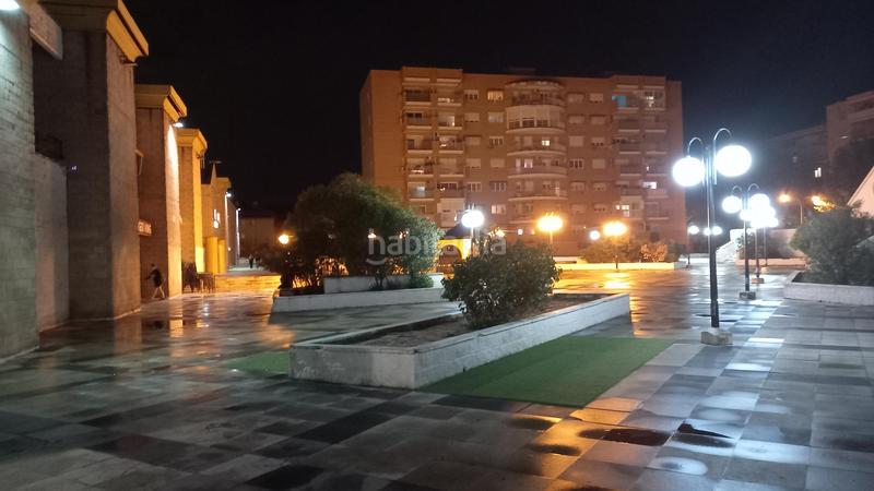 Foto e8b6007b-582d-4996-9af4-4a6b93fa2357. Local comercial a avenida de Valladolid 1 a Val Alcalá de Henares