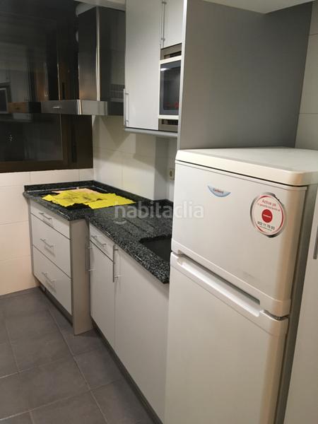 Foto 4cb7fc55-085a-4165-ace5-7554cc03ee84. Alquiler apartamento en Valdeacederas Madrid