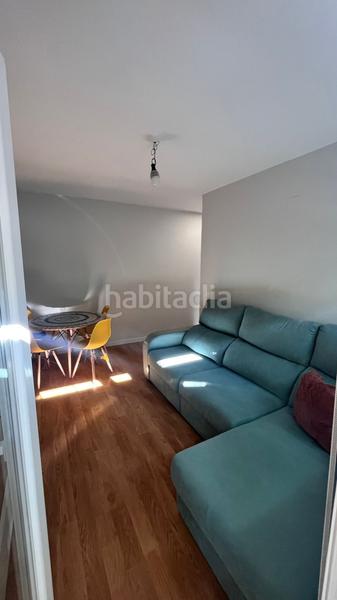 Foto 1e5cbf3d-a94e-4e97-9358-efb6f06579a4. Pis a Universidad Getafe