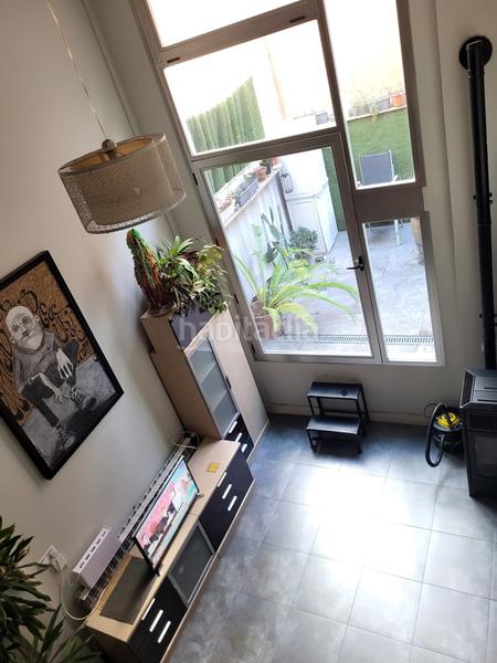 Foto 5d7bd86a-b5b5-4dc7-838a-11ed6880d317. Loft amb xemeneia calefacció a Valdeacederas Madrid