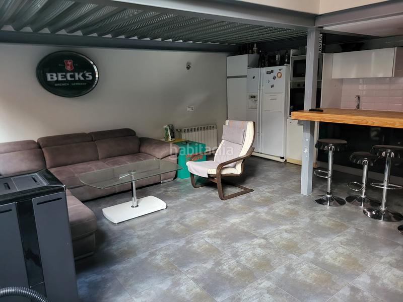 Foto 680c47e5-b682-4759-af01-1c642a452720. Loft amb xemeneia calefacció a Valdeacederas Madrid