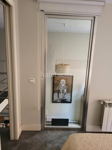 Foto 93ac4f35-e7fb-490c-bd33-899453061dee. Loft amb xemeneia calefacció a Valdeacederas Madrid