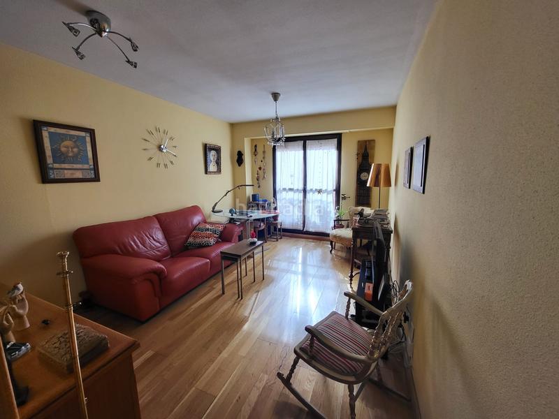 Foto fee2b83a-c717-41f0-9c55-9bdf5cfb62f2. Piso apartamento muy luminoso de 1 dormitorio en Castillejos-Cuzco Madrid