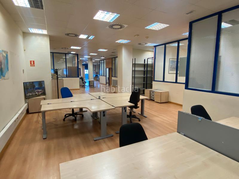 Foto d887485c-351b-490f-859a-4b6933198d7e. Büro in calle de isabel colbrand 10 in Las Tablas Madrid