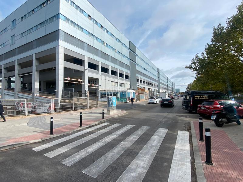 Foto f9afd81d-2c60-4292-a0a8-a3c54d0467ac. Oficina en calle de isabel colbrand 10 en Las Tablas Madrid