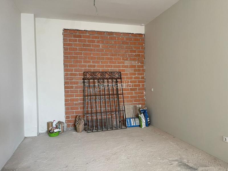 Foto ff2ae78e-38d9-44fd-acdd-c4aaa3259817. Alquiler local comercial en Centro Fuenlabrada