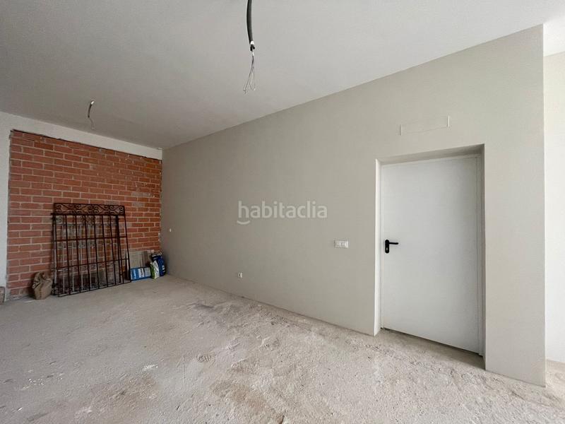 Foto 8f20f2bc-337b-477a-b727-db20f686f0a7. Lloguer local comercial a Centro Fuenlabrada