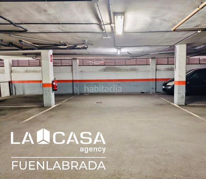 Foto 7a380caa-1cfc-4f5b-b9e8-0d8ad2beb17c. Autoparkplatz in Centro Fuenlabrada