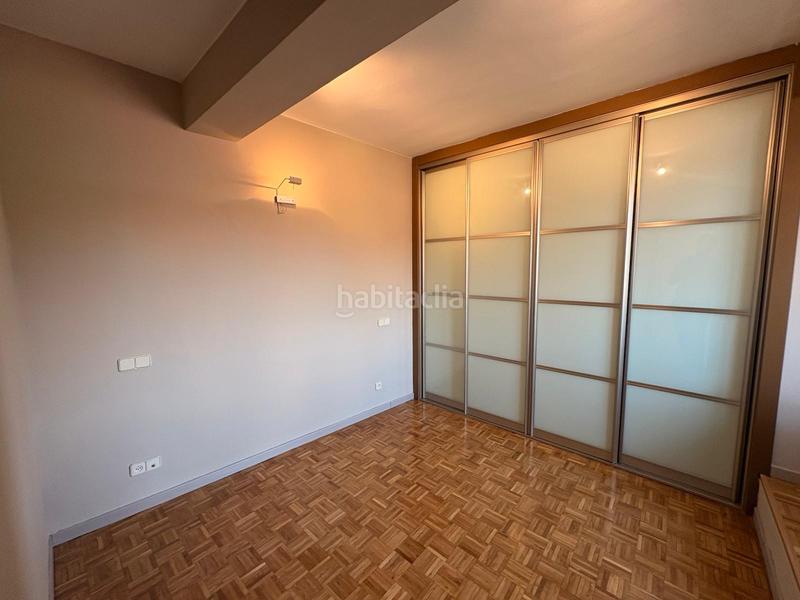 Foto b159e940-743f-4f68-b6b6-48a64bfe4ed4. Alquiler piso  en alquiler en ronda de segovia, en Madrid