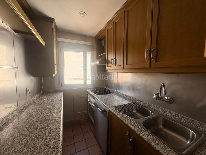 Foto 3d35034a-4803-478d-aef3-a09eae7c74f1. Rent flat with heating parking in Imperial Madrid