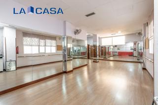 Local Comercial en Calle de Moratines