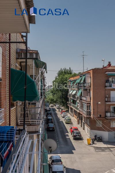 Foto c699ac93-697a-495f-8cf0-43ec74d5ade3. Pis amb calefacció a Pradolongo Madrid