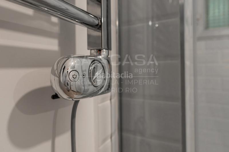 Foto 116d2cd6-c51a-45bf-88e1-16b3d48b8320. Etagenwohnung mit heizung in Simancas Madrid