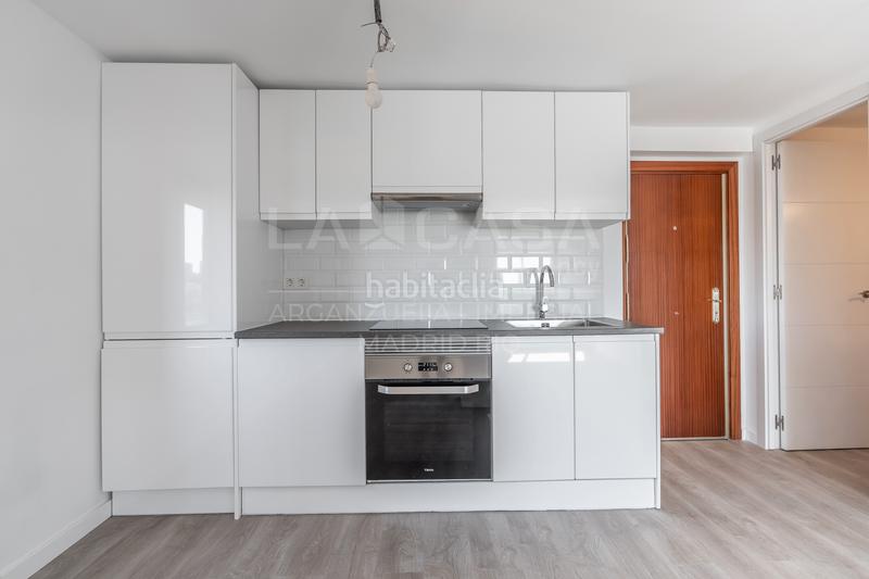 Foto 6335d46f-00fa-4603-88c5-8735fa4092a5. Etagenwohnung mit heizung in Simancas Madrid