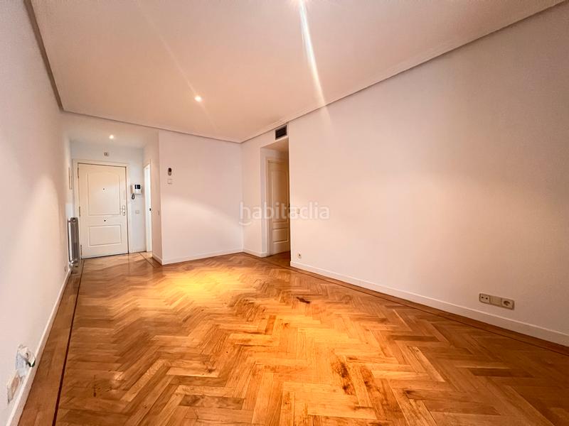 Foto 8d9821fb-df48-414d-b83f-02202deadfbf. Rent flat with heating in Universidad-Malasaña Madrid