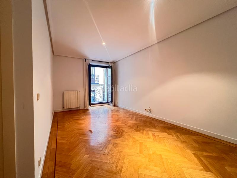 Foto e277f322-0844-442c-9562-f064bd725721. Rent flat with heating in Universidad-Malasaña Madrid
