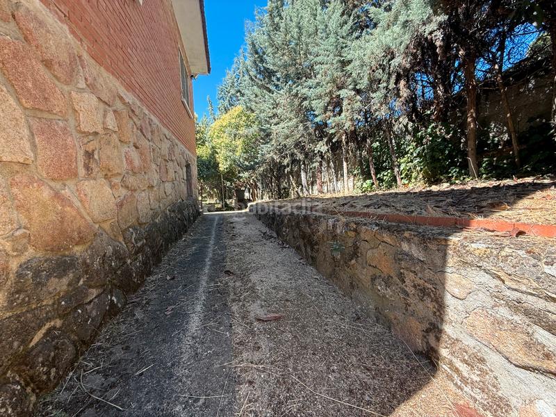 Foto 7af20eda-949f-42cb-8239-1732a3fe07f1. Xalet amb calefacció piscina a Pelayos de la Presa