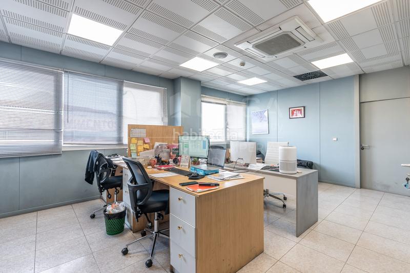 Foto 1e79aa8f-5d7d-4cae-a799-8343c86cb286. Capannone industriale in Leganés norte Leganés